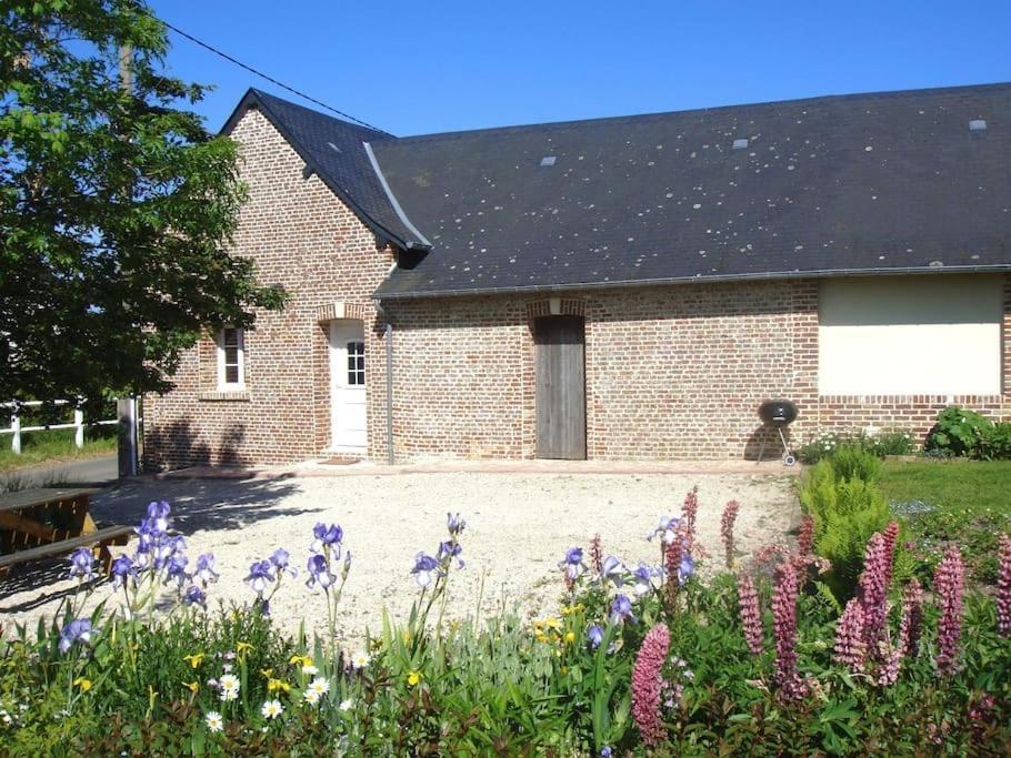 Les Coquelicots Villa Nibas Eksteriør billede