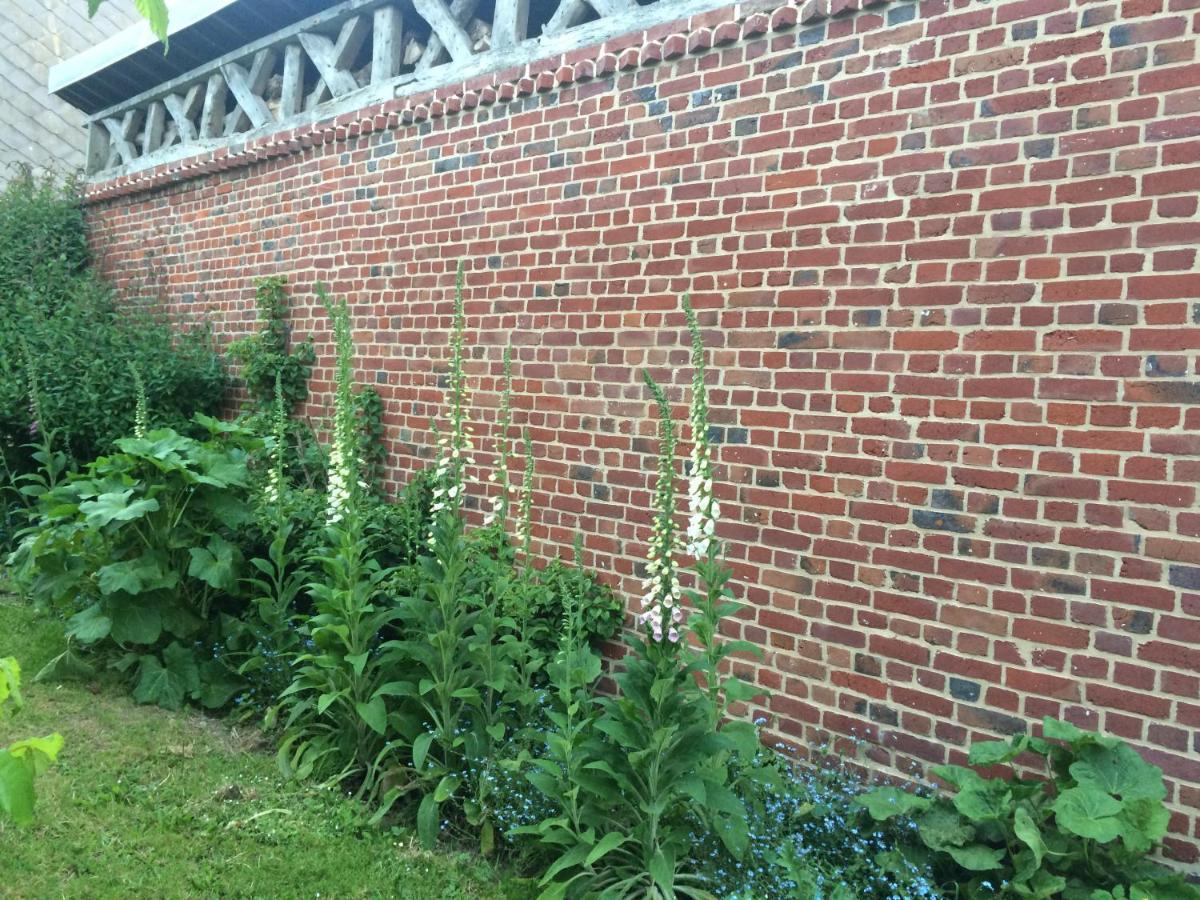 Les Coquelicots Villa Nibas Eksteriør billede